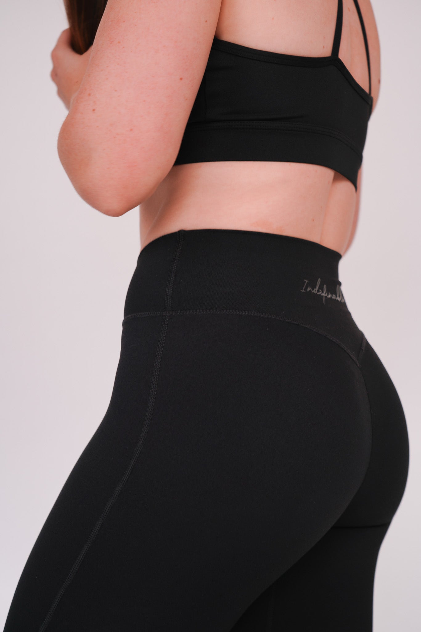 Momentum Leggings | Jet Black